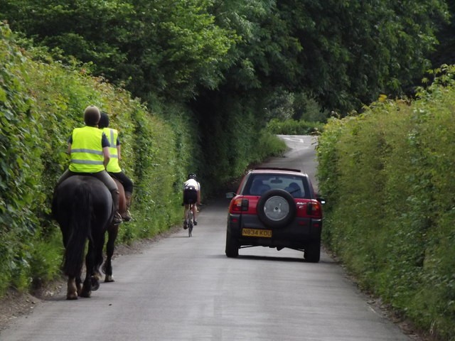 My Rural Rant – Driving, Cycling and Hacking On Our Lanes
